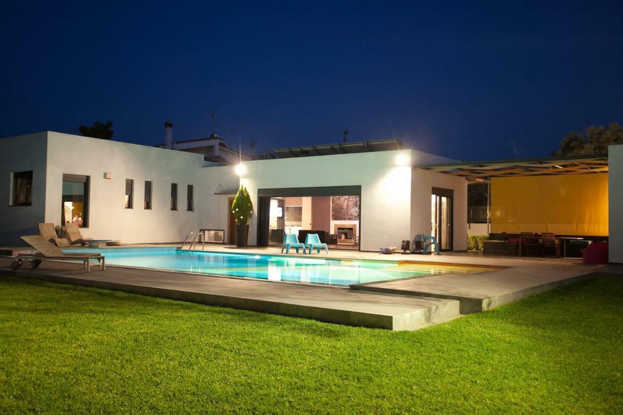 Villa Natasa Lampiri  외부 사진